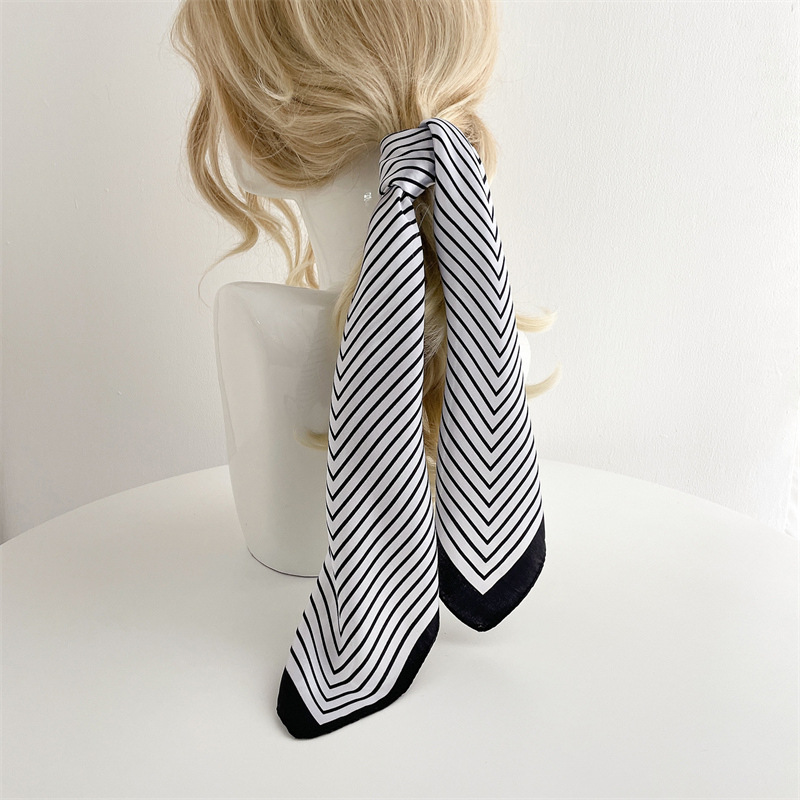 Luxury Stripe Silk Square Scar - огляд і ціна Silk Tie Striped